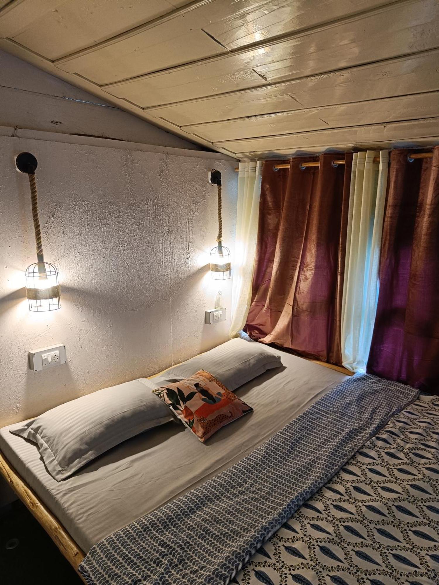 Auberge de jeunesse The Nook, Sainj Extérieur photo